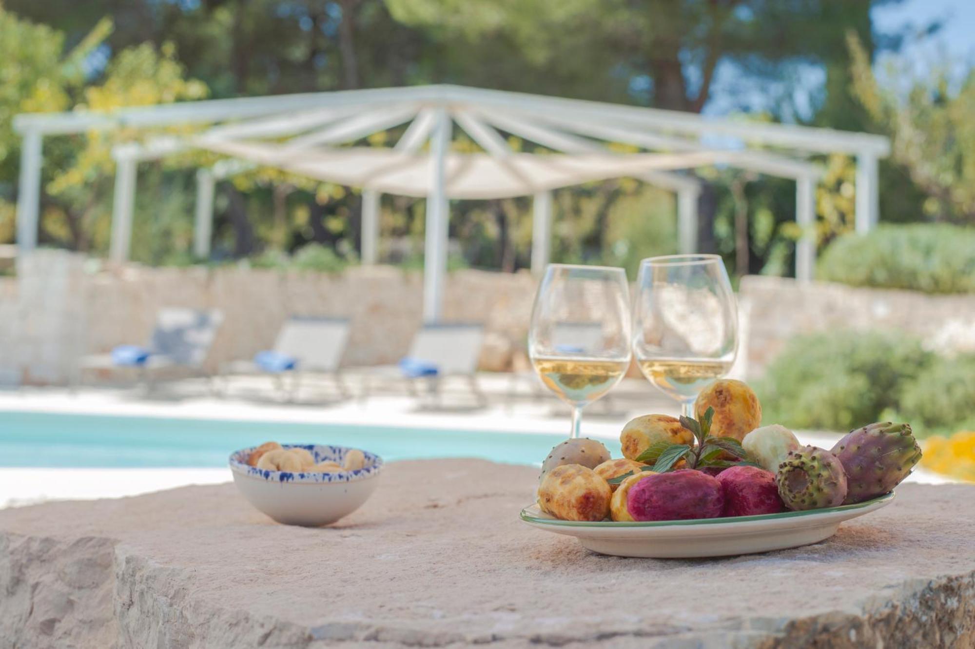Dimora Il Mandorlo Hotel Ostuni Buitenkant foto