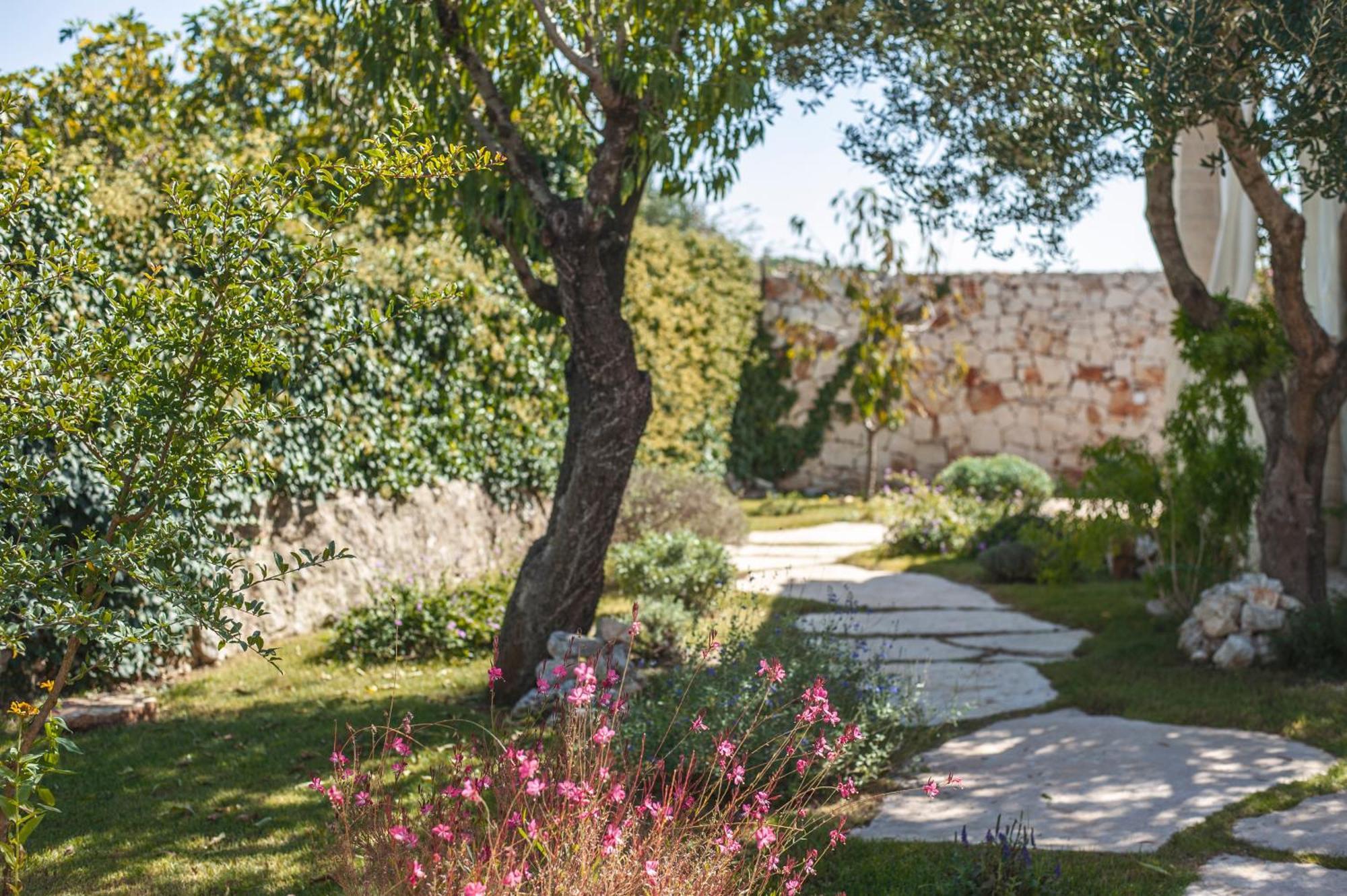 Dimora Il Mandorlo Hotel Ostuni Buitenkant foto
